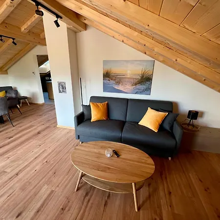 Gernblick - Neue Dachwohnung Mit Bergblick Und Kostenlosem Privatparkplatz Apartmán *