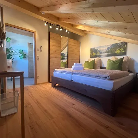 Appartamento Gernblick - Neue Dachwohnung Mit Bergblick Und Kostenlosem Privatparkplatz